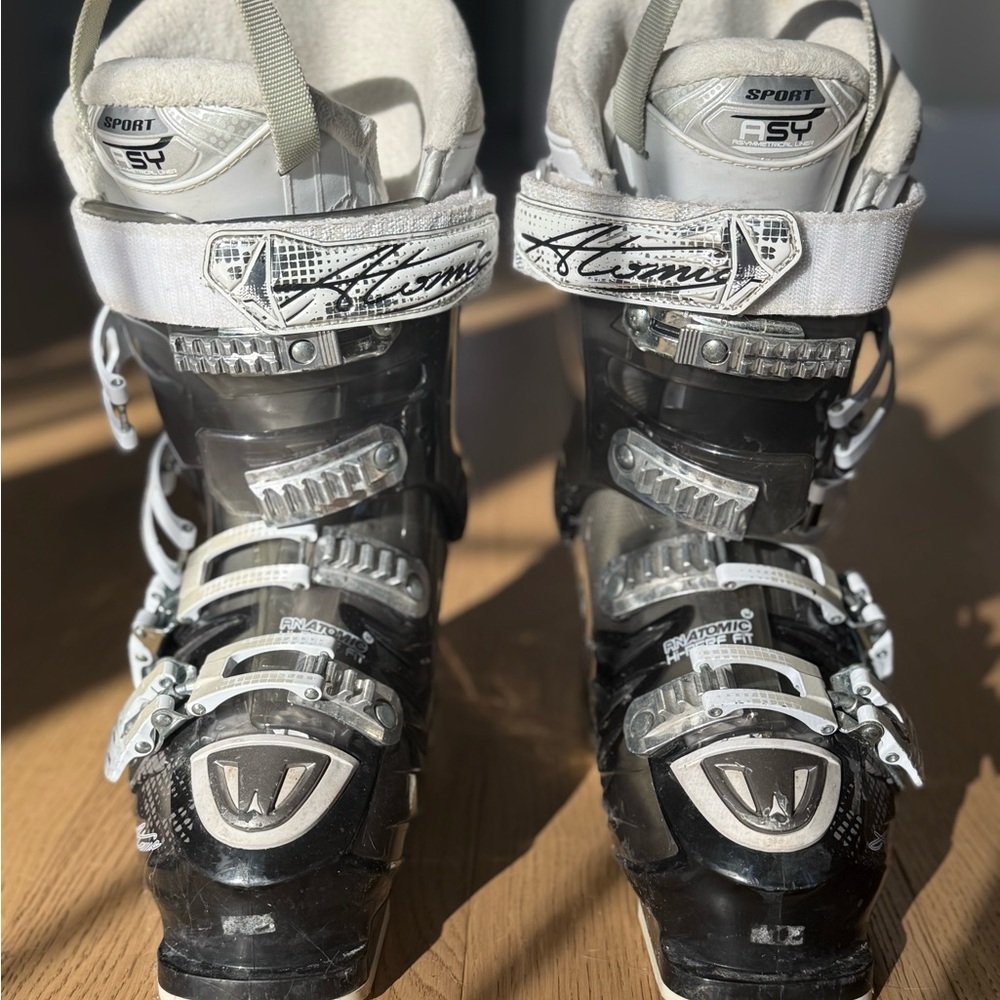 Atomic S Hawk 80 Ski Boots